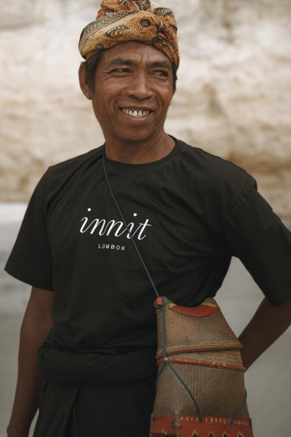 Innit Lombok Ekas Buitenkant foto